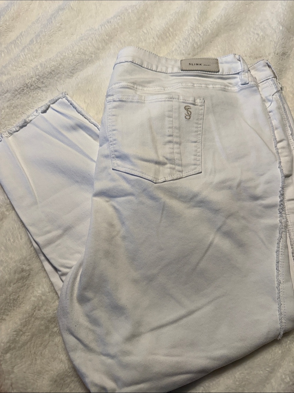 Slink Jeans Women's White Frayed Hem Skinny Jeans